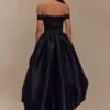 Amelia Bubble Maxi Dress – Black