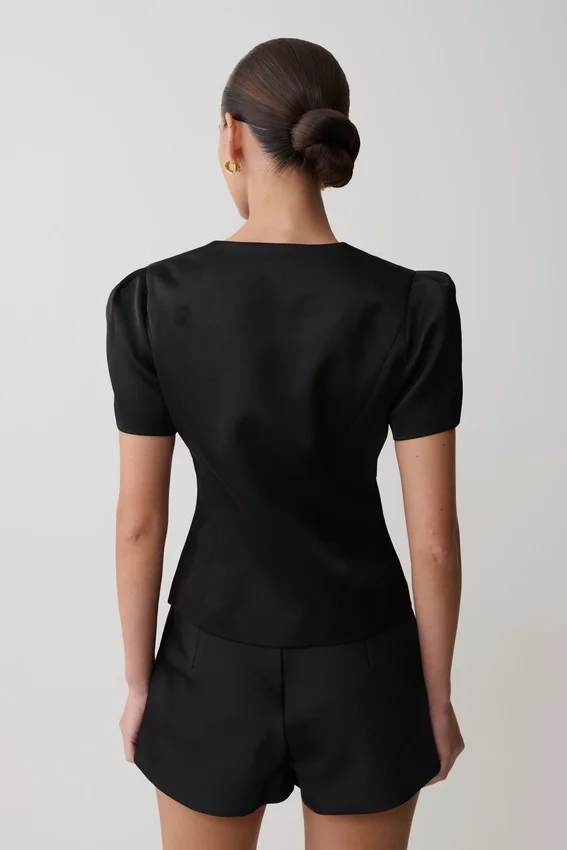 Anne Short Sleeve Satin Top – Black Anne Short Sleeve Satin Top – Black