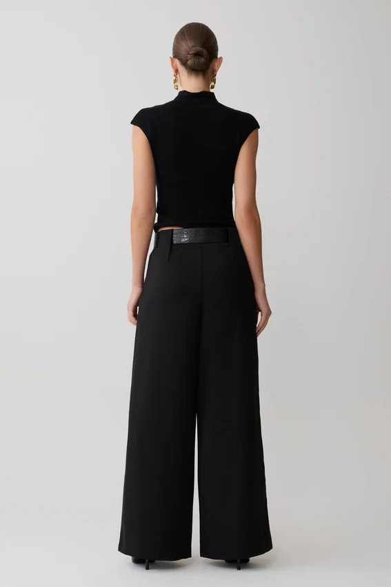 Arlo Wide Leg Suiting Trouser – Black Arlo Wide Leg Suiting Trouser – Black