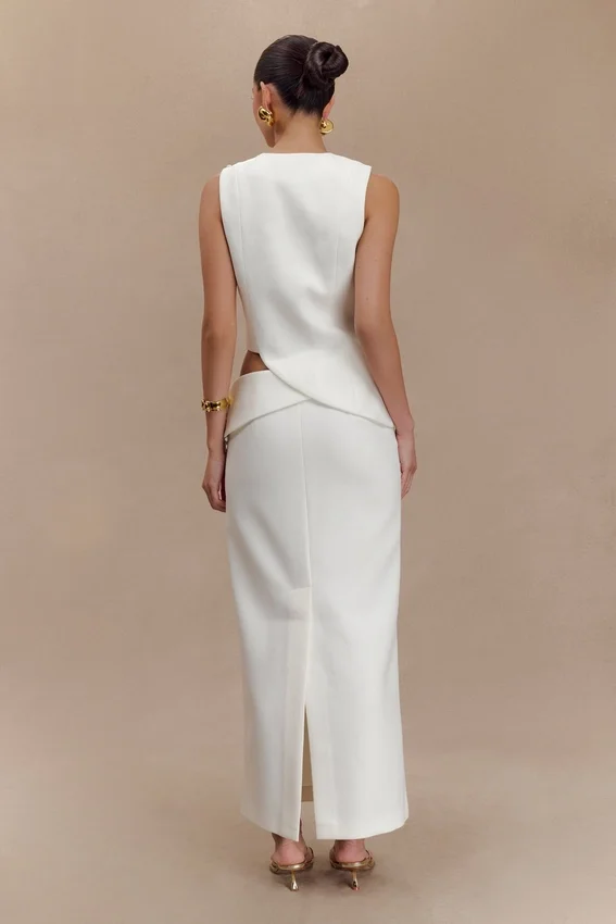 Astrid Asymmetric Sleeveless Suiting Top – White Astrid Asymmetric Sleeveless Suiting Top – White
