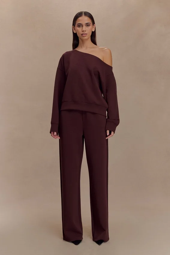 Aiden Slouchy Crew Jumper – Chocolate Aiden Slouchy Crew Jumper – Chocolate
