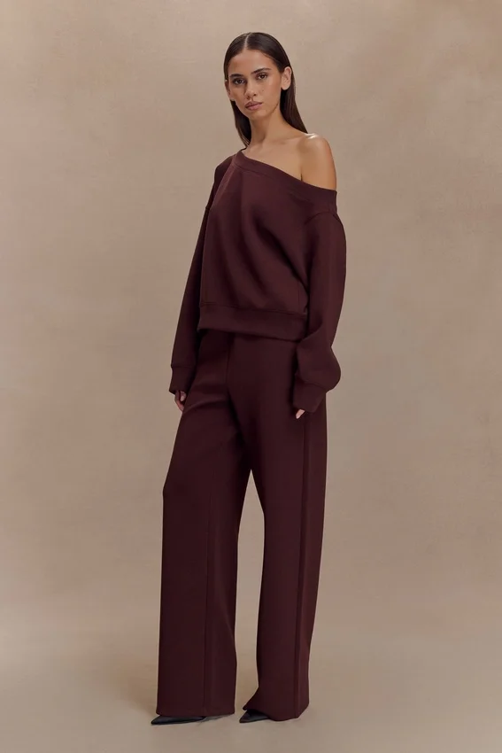 Aiden Slouchy Crew Jumper – Chocolate Aiden Slouchy Crew Jumper – Chocolate