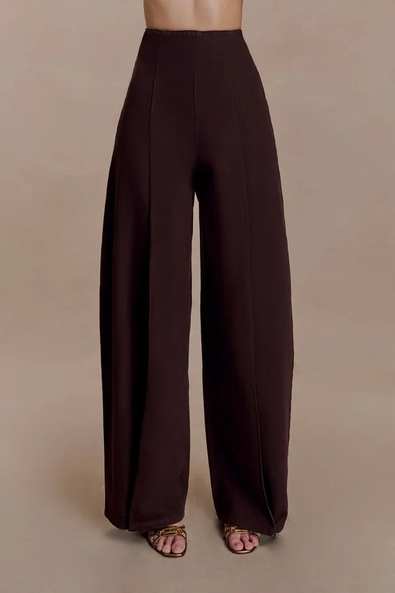 Beatrix High Rise Denim Jeans – Chocolate Beatrix High Rise Denim Jeans – Chocolate