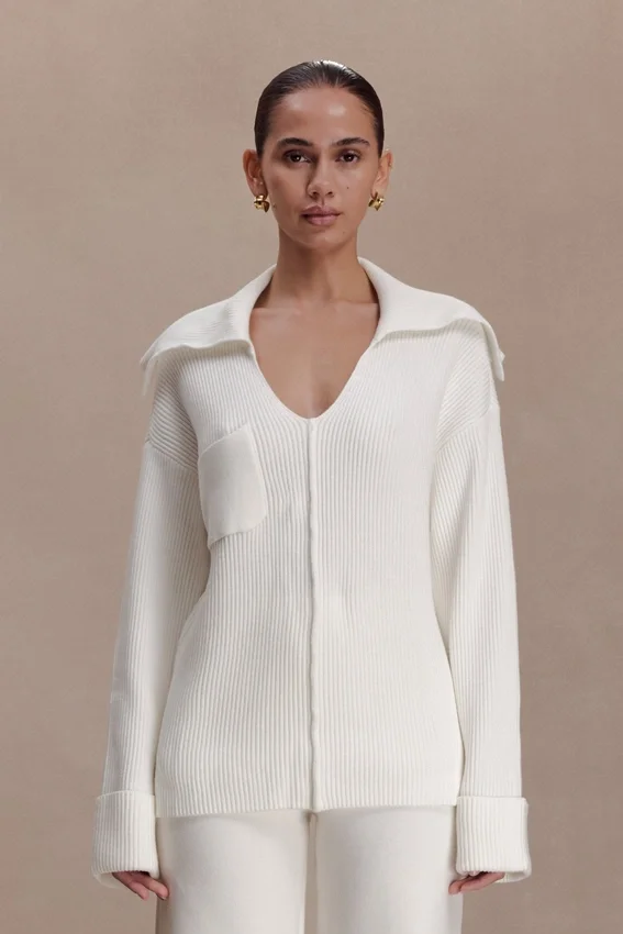 Bianka V Neck Knit Jumper – Off White Bianka V Neck Knit Jumper – Off White