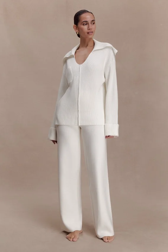Bianka V Neck Knit Jumper – Off White Bianka V Neck Knit Jumper – Off White