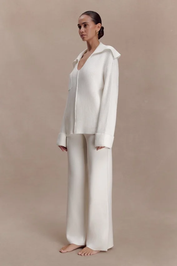 Bianka V Neck Knit Jumper – Off White Bianka V Neck Knit Jumper – Off White