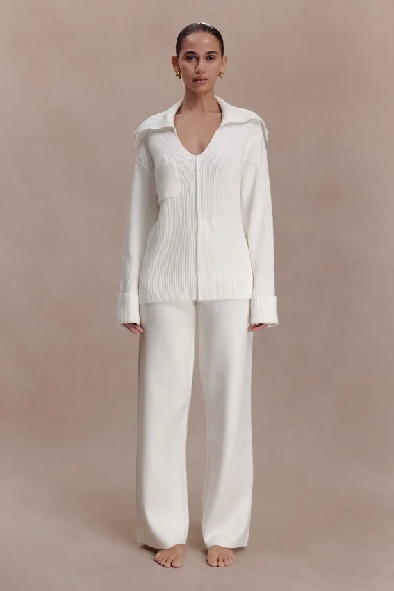 Bianka V Neck Knit Jumper – Off White Bianka V Neck Knit Jumper – Off White