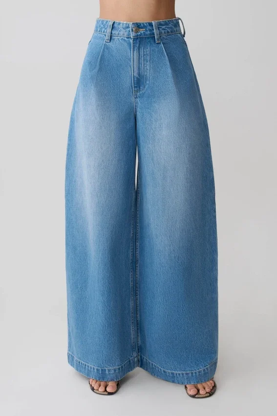 Bobby Oversized Jean With Front Pleat – Summer Blue Bobby Oversized Jean With Front Pleat – Summer Blue
