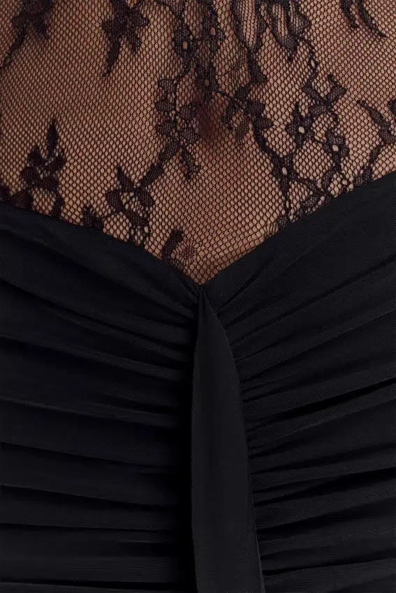 Bonnie Slinky And Lace Maxi Dress – Black Bonnie Slinky And Lace Maxi Dress – Black
