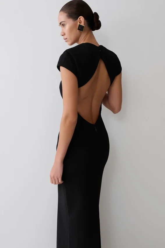 Briella V Neck Suiting Maxi Dress – Black Briella V Neck Suiting Maxi Dress – Black