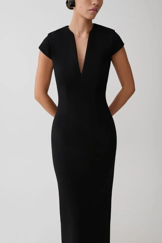 Briella V Neck Suiting Maxi Dress – Black Briella V Neck Suiting Maxi Dress – Black