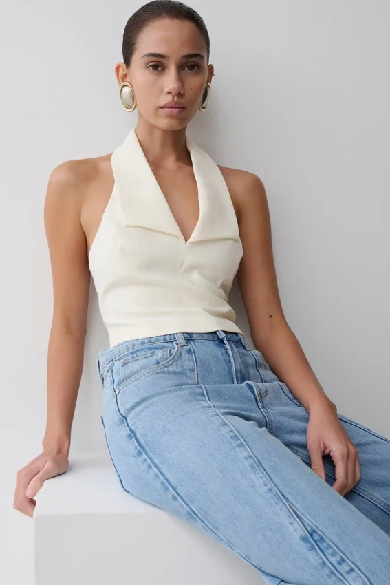 Calla Collared Sleeveless Halter Top – Ivory Calla Collared Sleeveless Halter Top – Ivory