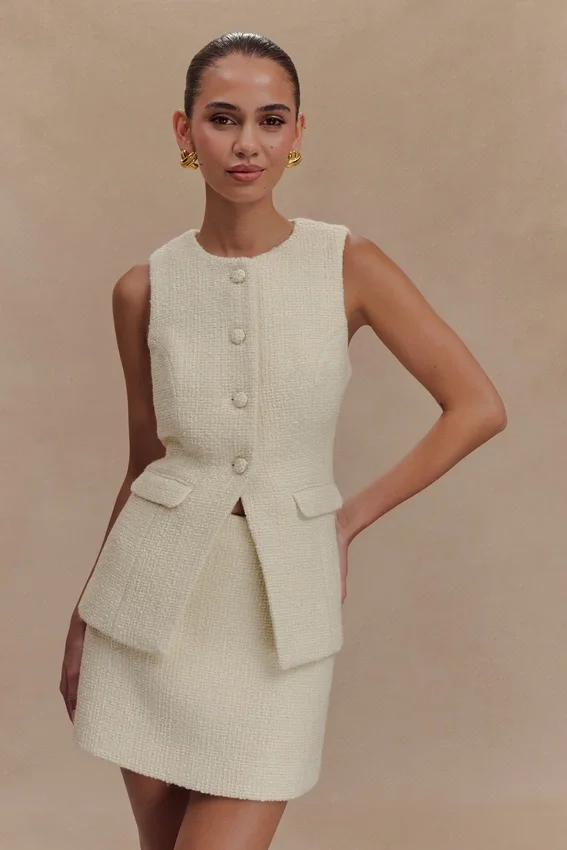 Camilla Boucle Sleeveless Vest – Ivory Camilla Boucle Sleeveless Vest – Ivory