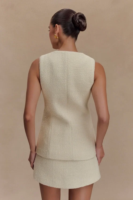 Camilla Boucle Sleeveless Vest – Ivory Camilla Boucle Sleeveless Vest – Ivory