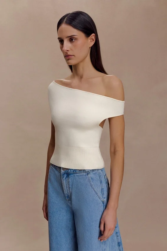 Carley Off Shoulder Knit Top – Ivory Carley Off Shoulder Knit Top – Ivory