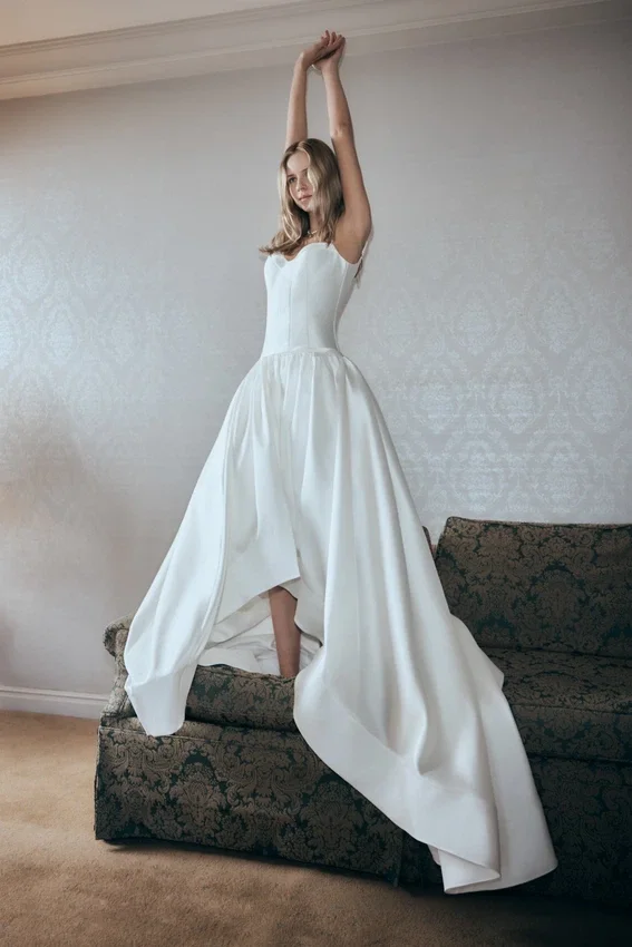Carol Taffeta Maxi Gown – Ivory Carol Taffeta Maxi Gown – Ivory