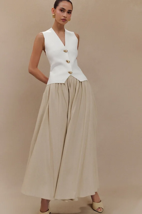 Clarence Linen A-Line Maxi Skirt – Natural Clarence Linen A-Line Maxi Skirt – Natural