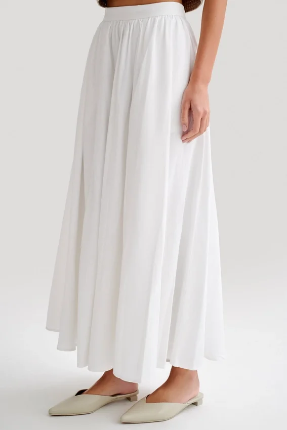 Clarence Linen A-Line Maxi Skirt – White Clarence Linen A-Line Maxi Skirt – White