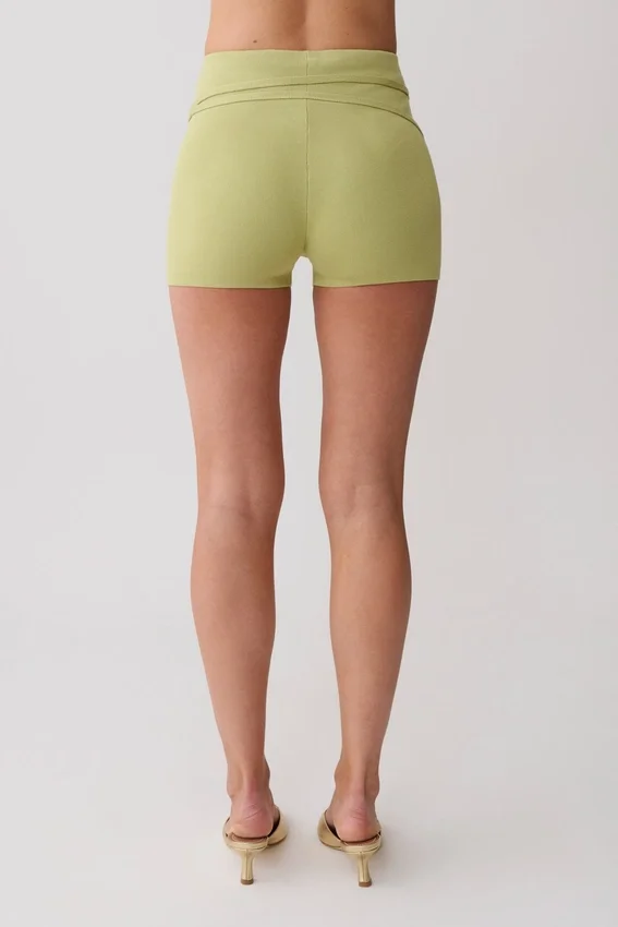 Dimitri Mini Knit Shorts With Belt – Light Olive Dimitri Mini Knit Shorts With Belt – Light Olive