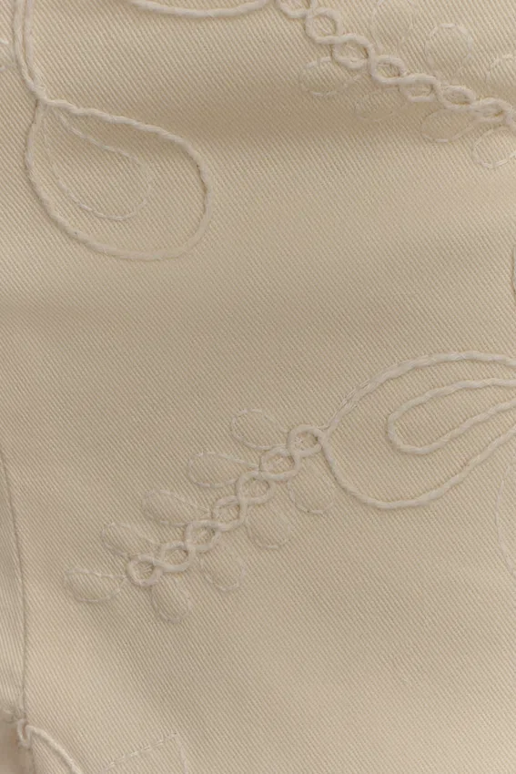 Ebony Embroidered Denim Jeans – Cream Ebony Embroidered Denim Jeans – Cream