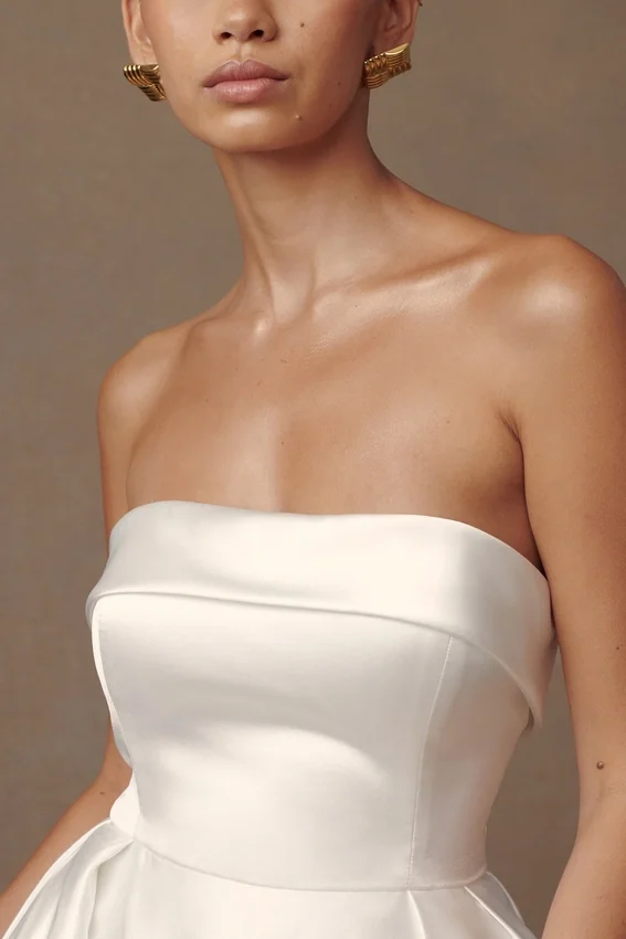 Eileen Strapless Wedding Gown – White Eileen Strapless Wedding Gown – White