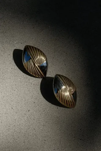 Felicity Mixed Metal Oval Earrings – Gold