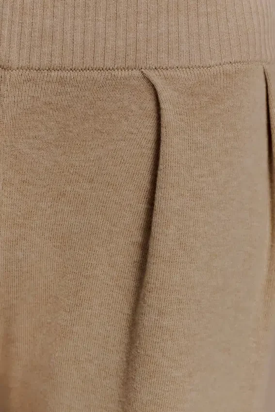 Frannie Gathered Silk Blend Knit Pants – Sand Frannie Gathered Silk Blend Knit Pants – Sand