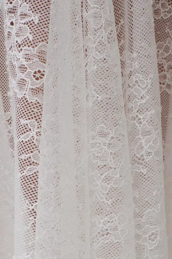 Haime Lace Hankie Midi Skirt – Ivory Haime Lace Hankie Midi Skirt – Ivory
