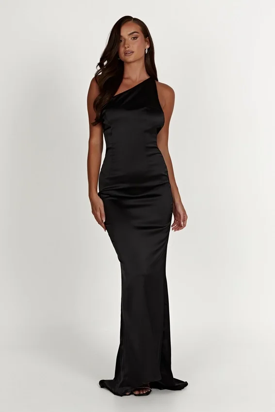 Harper One Shoulder Gown – Black Harper One Shoulder Gown – Black