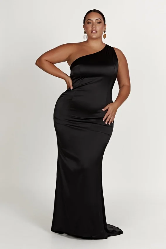 Harper One Shoulder Gown – Black Harper One Shoulder Gown – Black