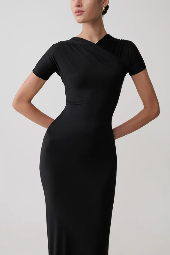 Junie Cross-Over Neck Slinky Maxi Dress – Black Junie Cross-Over Neck Slinky Maxi Dress – Black