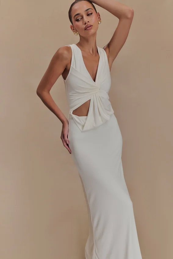 Kassidy Peached Jersey Maxi Dress – Ivory Kassidy Peached Jersey Maxi Dress – Ivory