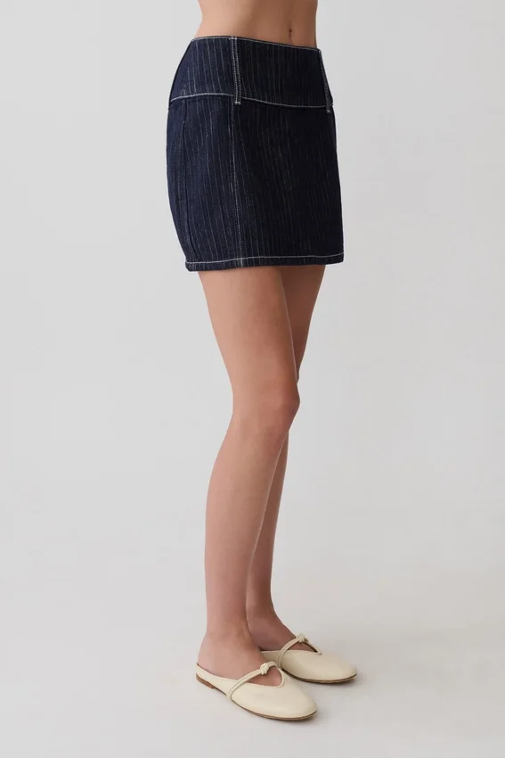Loraine Mid Rise Denim Mini Skirt – Indigo Pinstripe Loraine Mid Rise Denim Mini Skirt – Indigo Pinstripe
