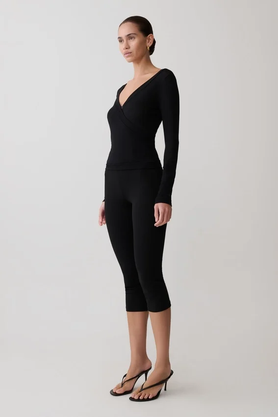 Lumi Long Sleeve Mesh Top – Black Lumi Long Sleeve Mesh Top – Black