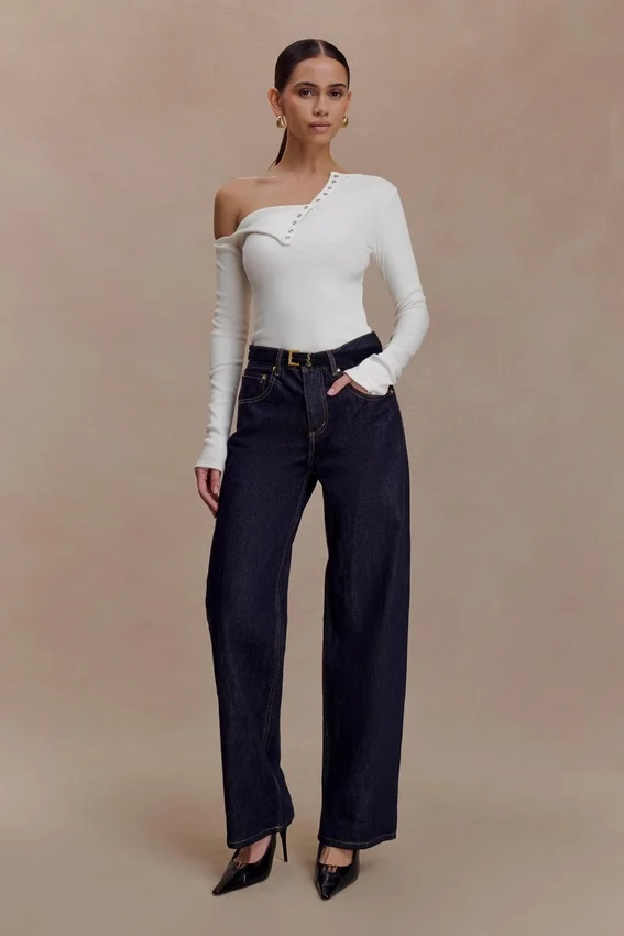 Maelle Off Shoulder Long Sleeve Top – Ivory Maelle Off Shoulder Long Sleeve Top – Ivory