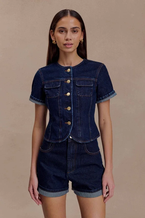 Marge Fitted Denim Short Sleeve Top – Indigo Blue Marge Fitted Denim Short Sleeve Top – Indigo Blue