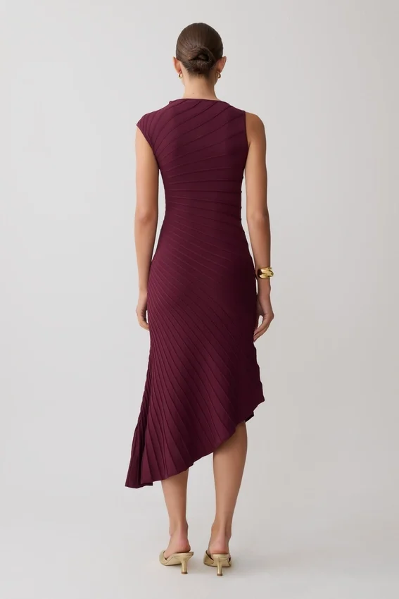Milasandra Pleated Knit Dress – Plum Milasandra Pleated Knit Dress – Plum