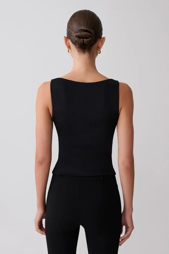 Millie Twist Sleeveless Top – Black Millie Twist Sleeveless Top – Black