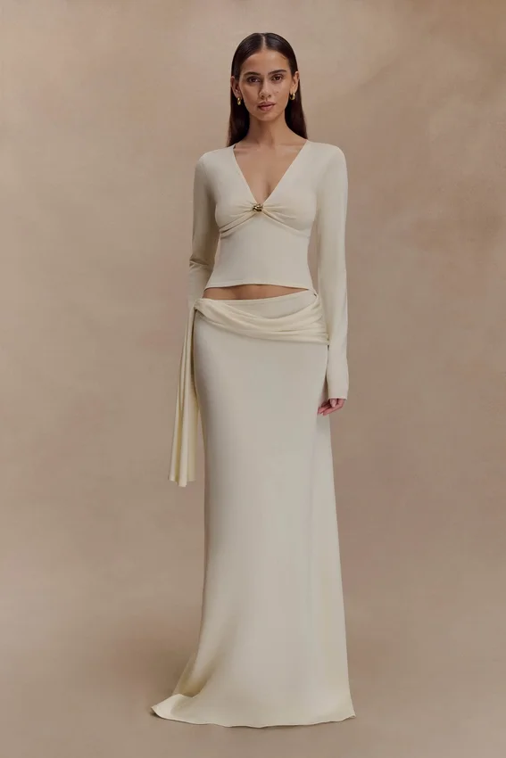 Bowie Low Rise Knit Maxi Skirt – Ivory Bowie Low Rise Knit Maxi Skirt – Ivory