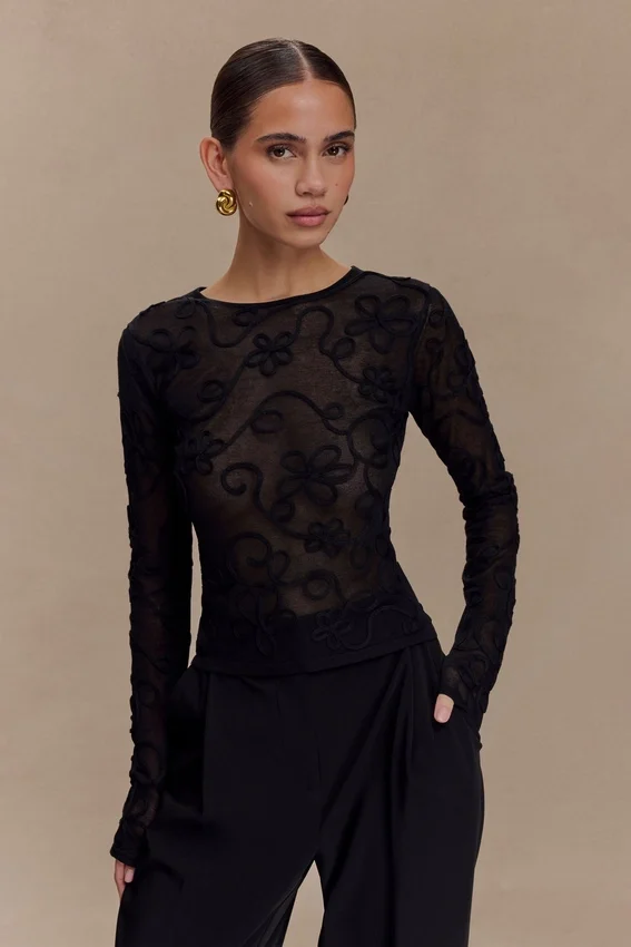 Omari Embroidery Long Sleeve Knit Top – Black Omari Embroidery Long Sleeve Knit Top – Black