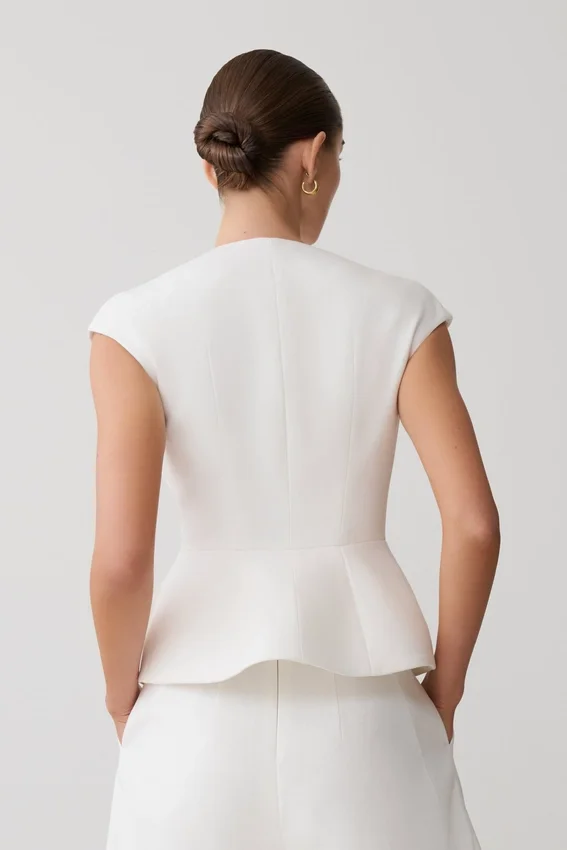 Oriana Linen Button Vest – White Oriana Linen Button Vest – White