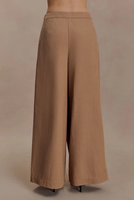 Owen Draped Wide Leg Pants – Mocha Owen Draped Wide Leg Pants – Mocha