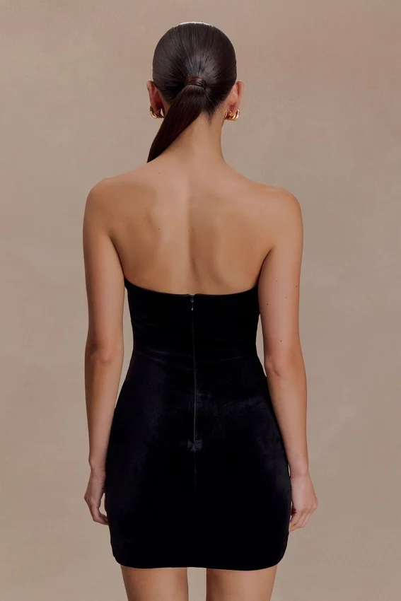 Paulina Velvet Strapless Mini Dress – Black Paulina Velvet Strapless Mini Dress – Black