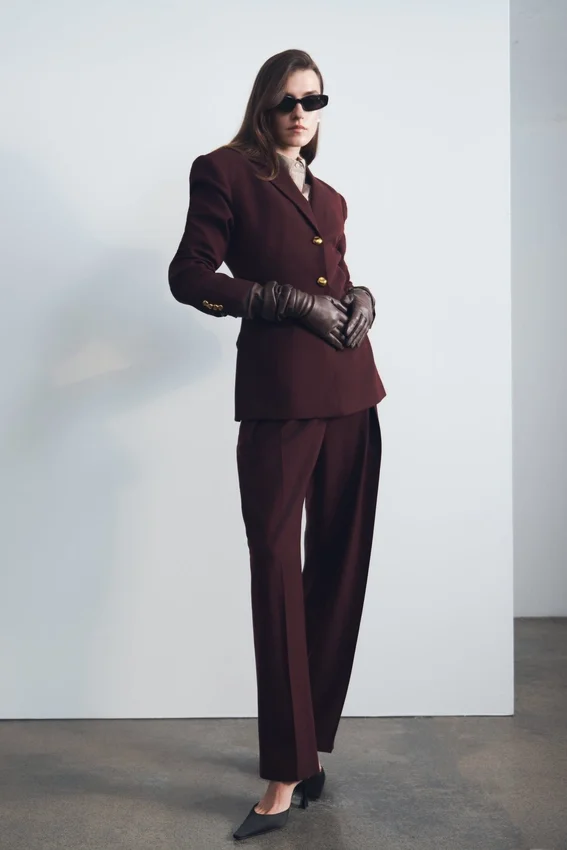 Penelope Pleated High Waisted Pants – Mahogany Penelope Pleated High Waisted Pants – Mahogany