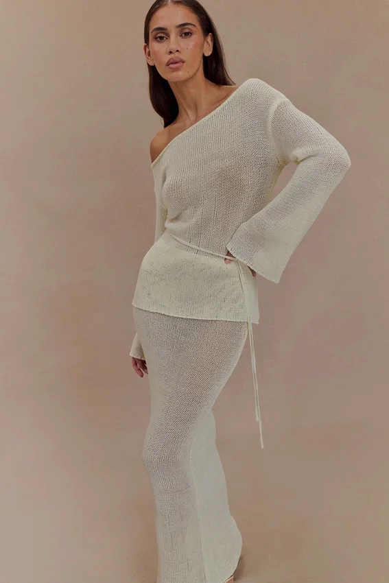 Reagan Off Shoulder Knit Top – White Reagan Off Shoulder Knit Top – White
