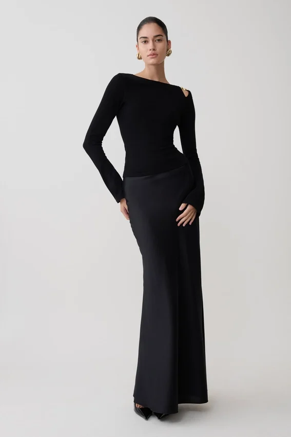 Ricky Knit Long Sleeve Longline Top – Black Ricky Knit Long Sleeve Longline Top – Black