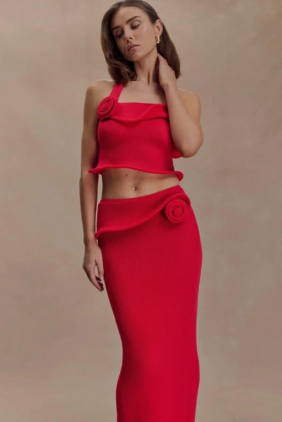 Samira Halter Knit Twist Top – Red Samira Halter Knit Twist Top – Red