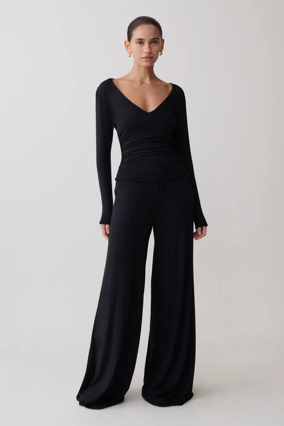 Sari Long Sleeve Modal Top – Black Sari Long Sleeve Modal Top – Black