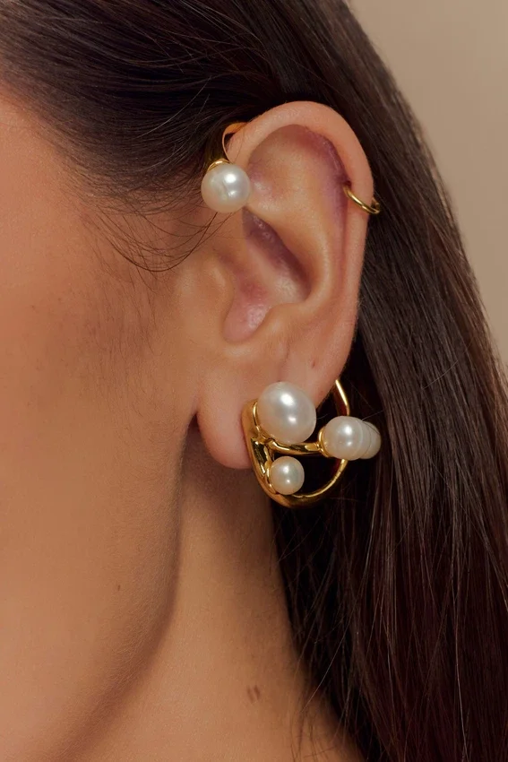 Saskia Freshwater Pearl Ear Cuff – Pearl Saskia Freshwater Pearl Ear Cuff – Pearl