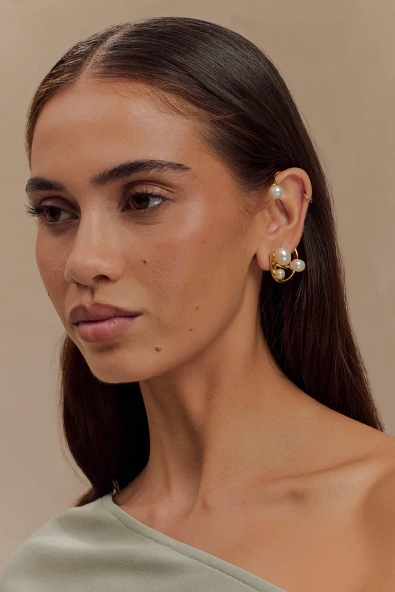 Saskia Freshwater Pearl Ear Cuff – Pearl Saskia Freshwater Pearl Ear Cuff – Pearl